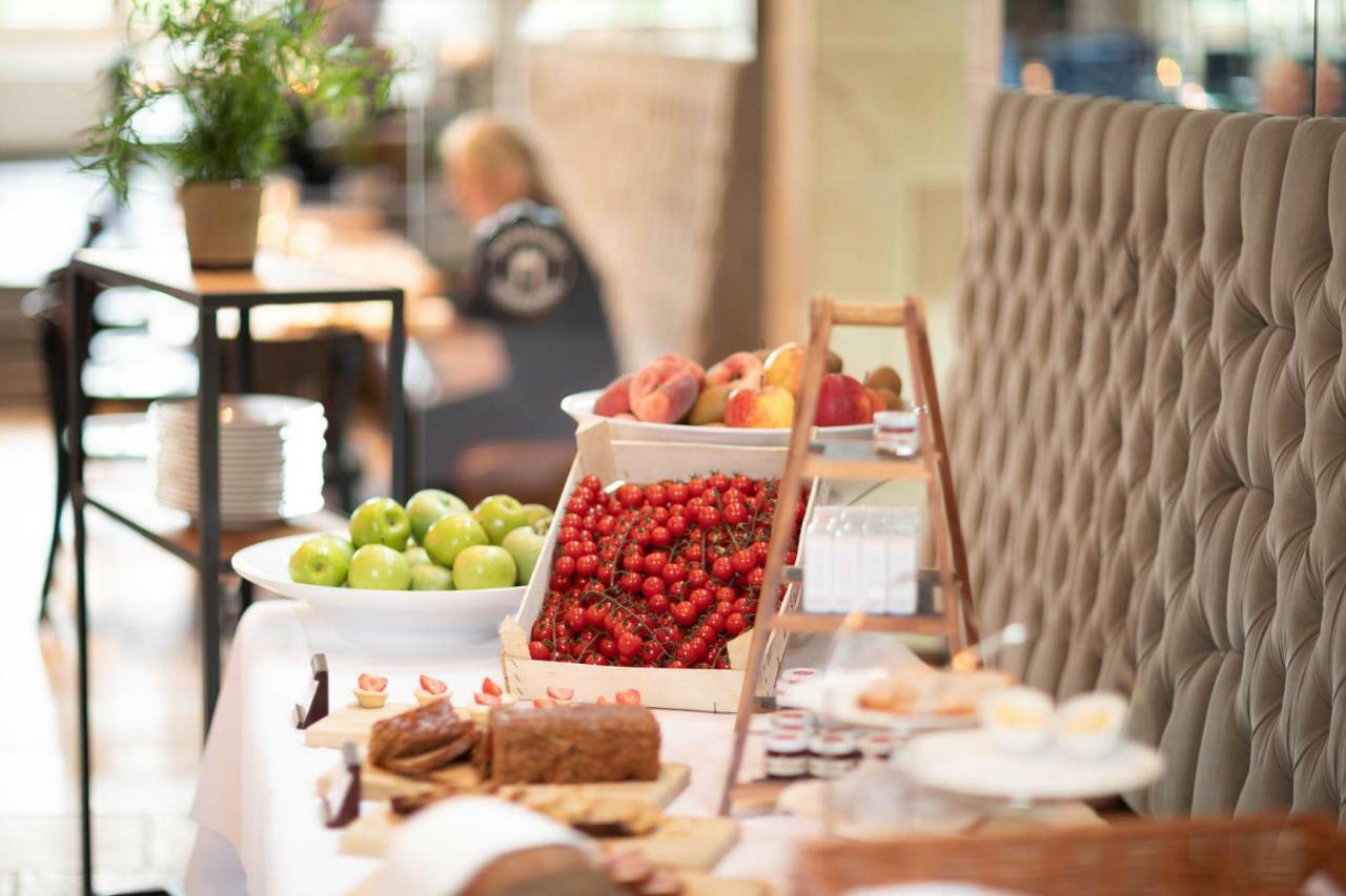 Prinsenhof 흐로닝언 외부 사진 A buffet at a hotel
